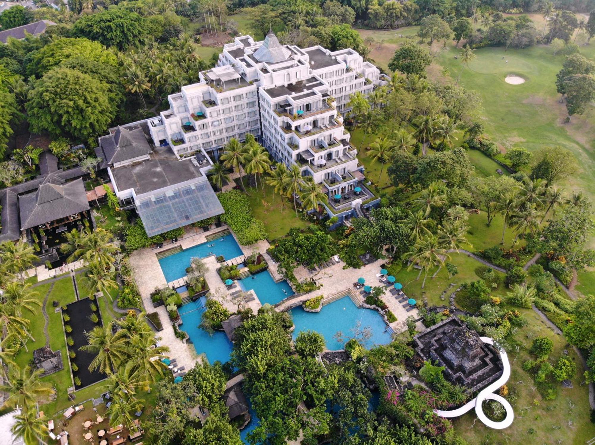 Готель Hyatt Regency Yogyakarta Селеман Екстер'єр фото Aerial view of the hotel